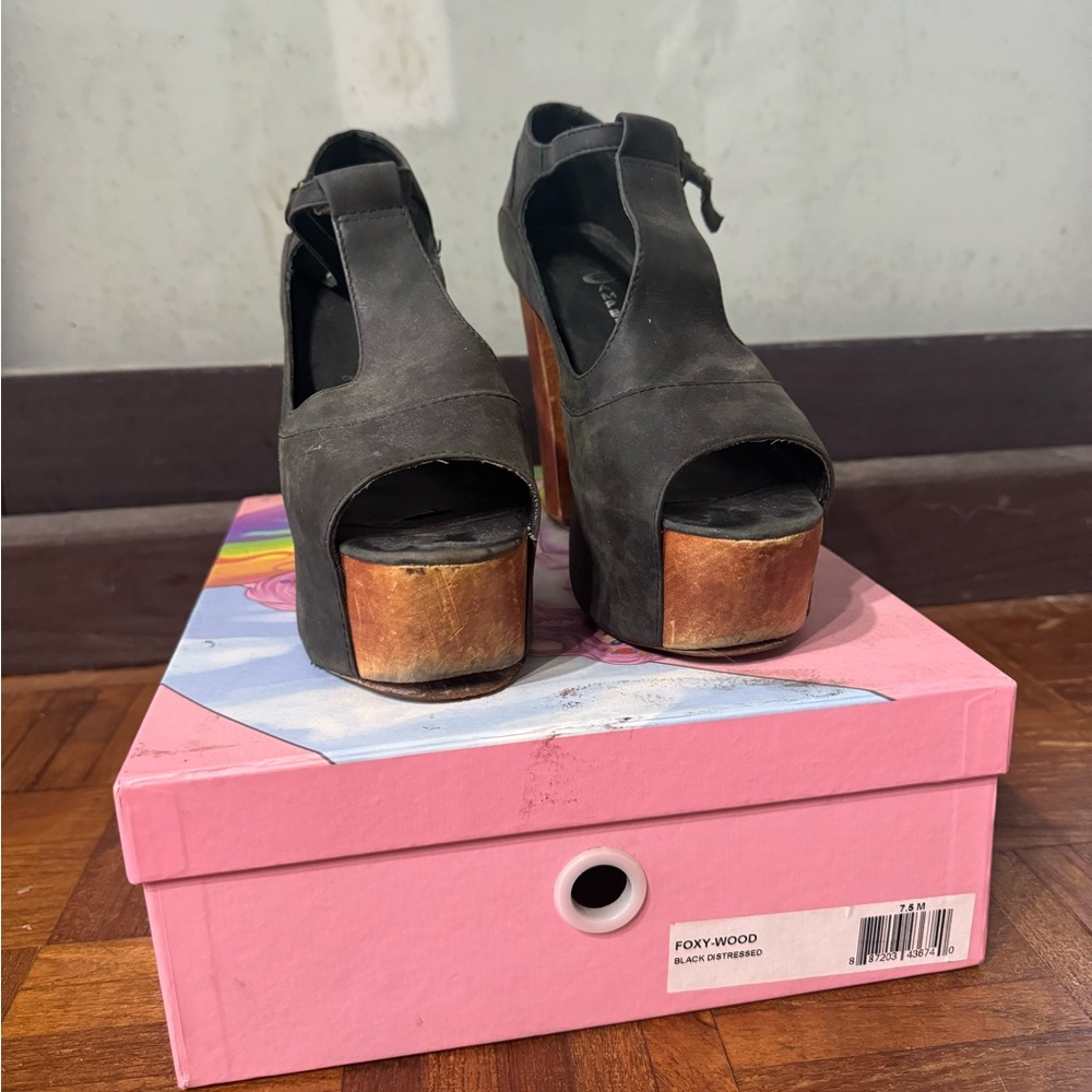 Jeffery Campbell Foxy Wood Distressed black